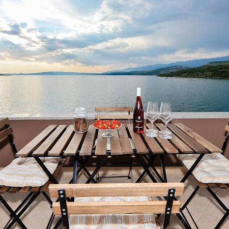 Apartmani Peric 1 Meka Draga Obrovac Esterno foto